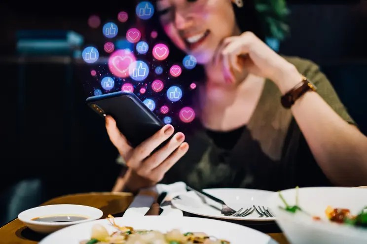 Healthy Connection Tips: How to Make a Relationship Job